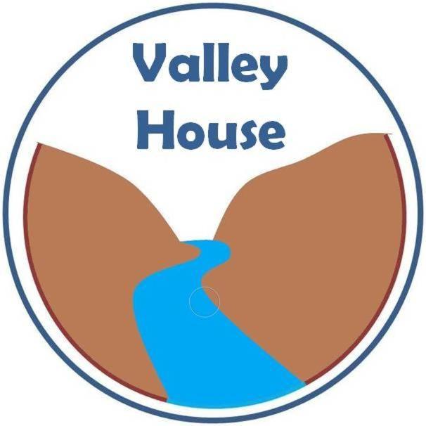 Valley House - Holiday home *